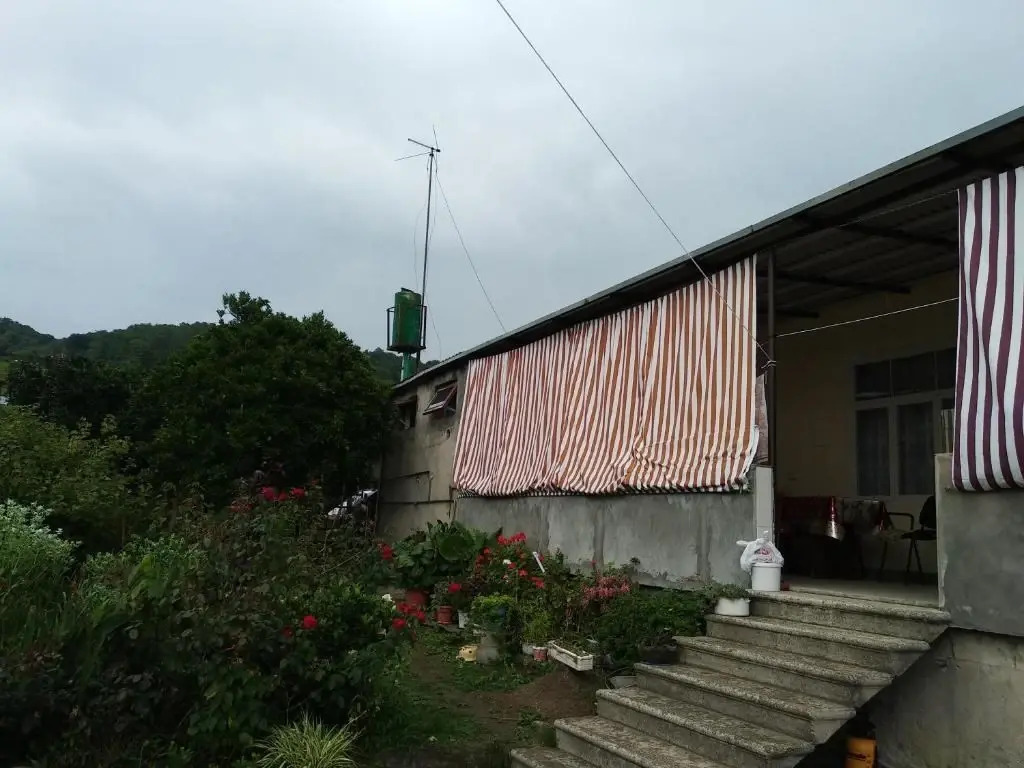 Сухум: Guest House on Abzhuyskoye Shosse 103