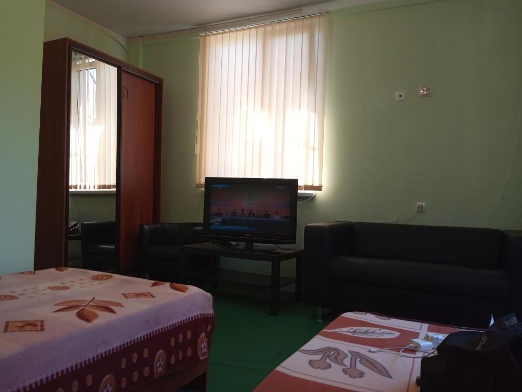 Сухум: Guesthouse on Adleiba 204