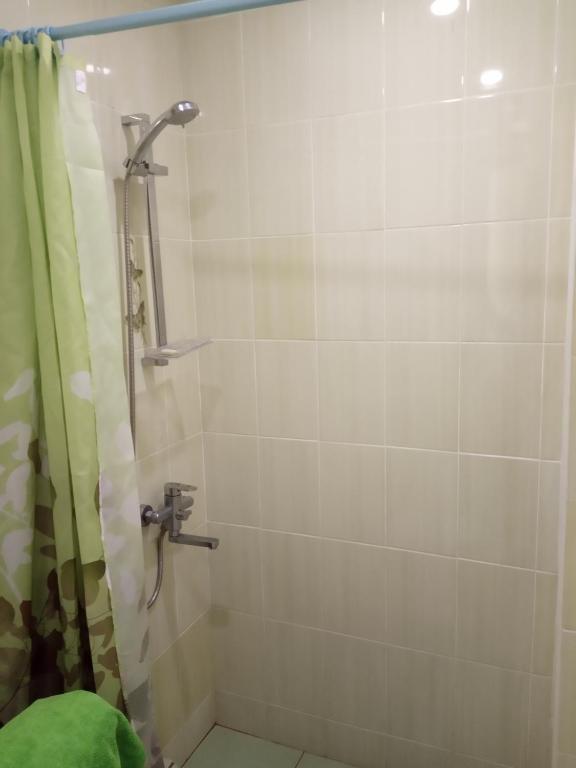 Сухум: Guesthouse on Adleiba 204