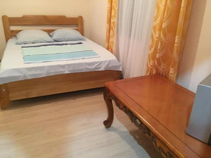 Сухум: Guesthouse on Ardzinba 180