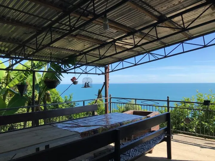 Багрипш: Guest House Asta