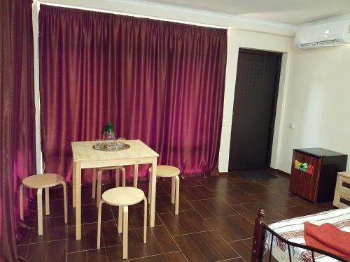 Пицунда: Guest House Black Sea