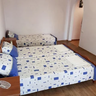 Лдзаа: Ldzaa 1komn. kv. na beregu morja
