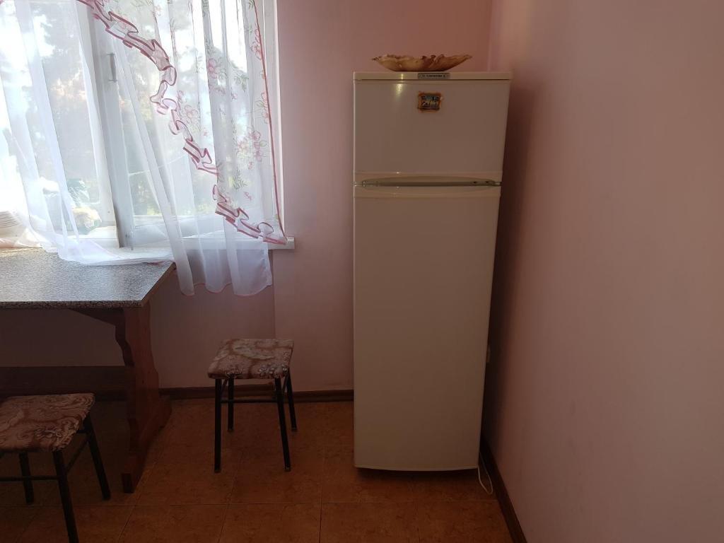 Лдзаа: Ldzaa 1komn. kv. na beregu morja
