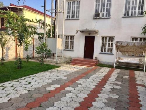 Сухум: House on 4 Marta