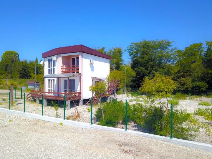 Гудаута: Apartments Izumrudniy Bereg