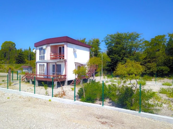 Гудаута: Apartments Izumrudniy Bereg