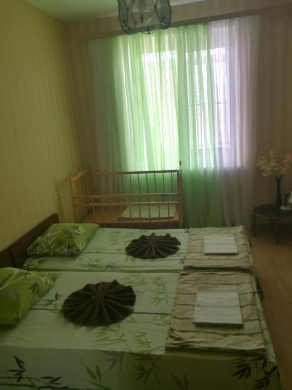 Пицунда: Apartamenty na ul Agrba 3/1