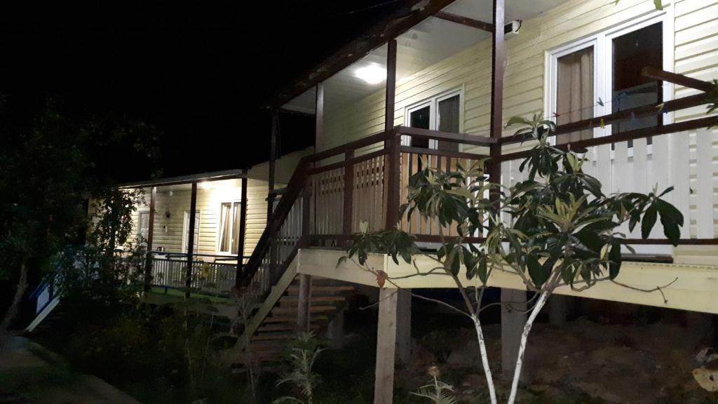 Новый Афон: Guest House Mandarinoviy Rai