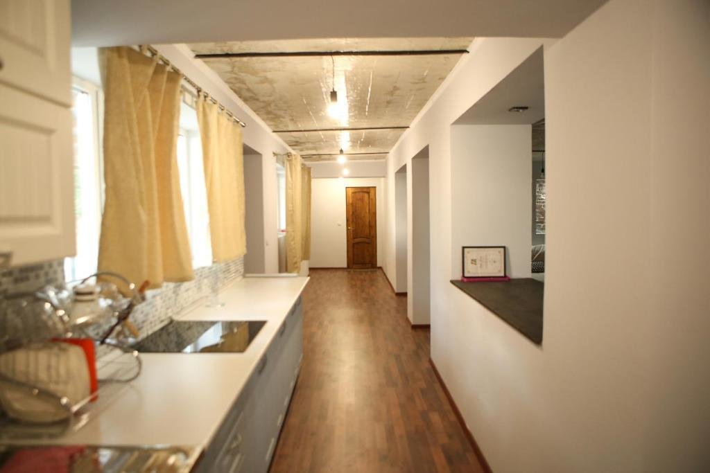 Сухум: Casa-Colina 1 terrasa s vidom na gory i more