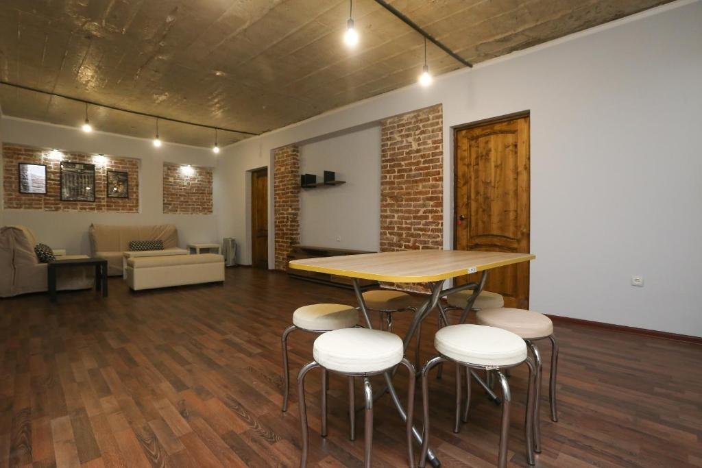 Сухум: Casa-Colina 1 terrasa s vidom na gory i more