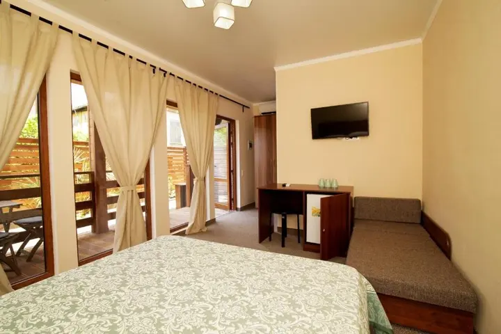 Гагра: Otel' 14
