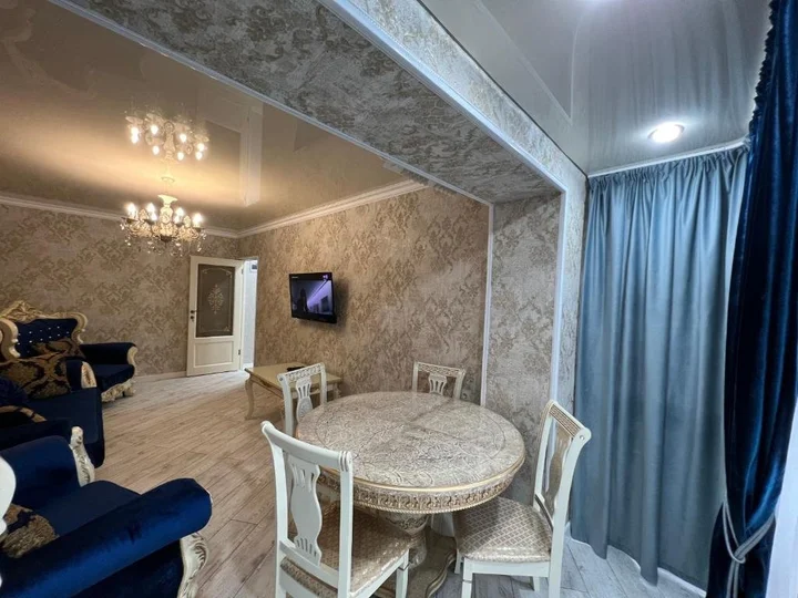 Гагра: Apartamenty Na Abazgaa 37/1