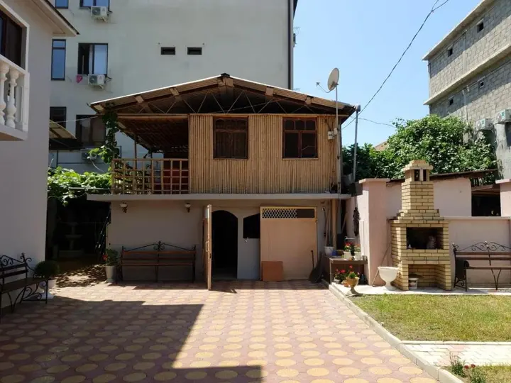 Гагра: La Villa