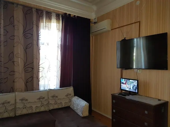 Сухум: Apartments on Chochua 12