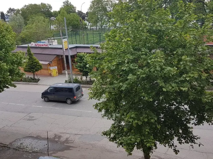 Сухум: Apartments on prospect Mira 148