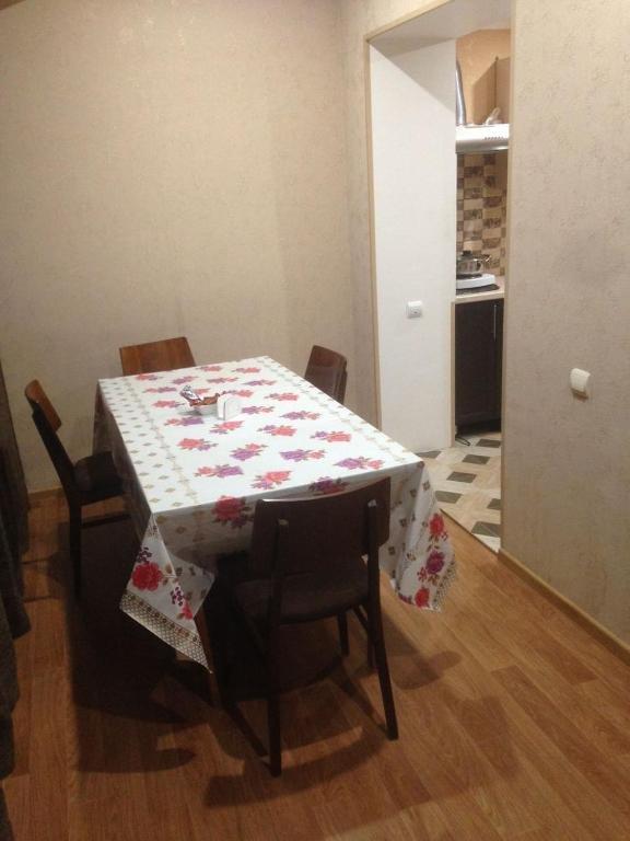 Гагра: Apartment Abazgaa 37/1