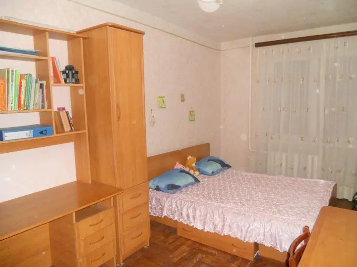 Сухум: 3 room apartment in Sukhum