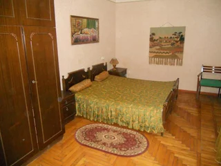 Сухум: 3 room apartment in Sukhum