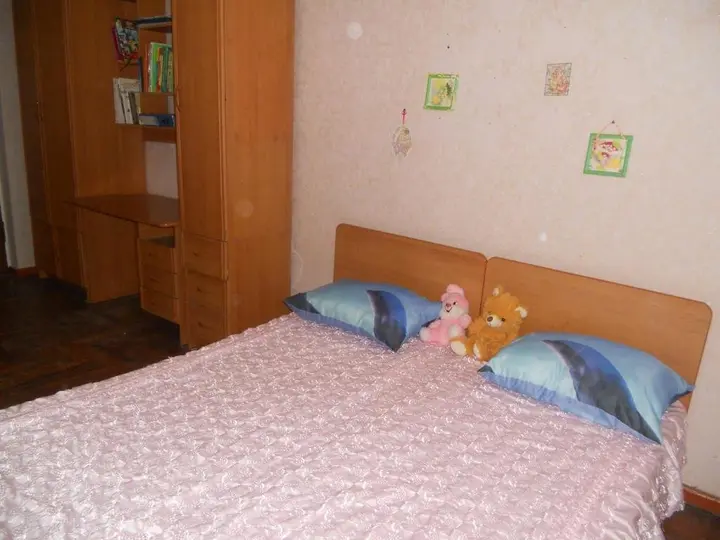 Сухум: 3 room apartment in Sukhum