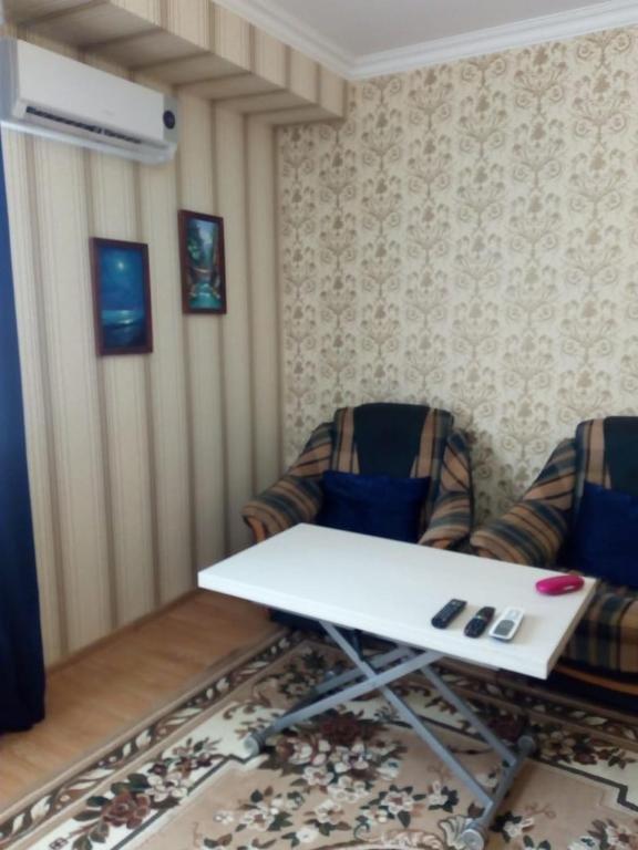 Пицунда: Apartment on Agrba 18