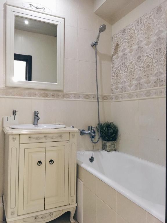 Пицунда: Apartment Pitius Gold