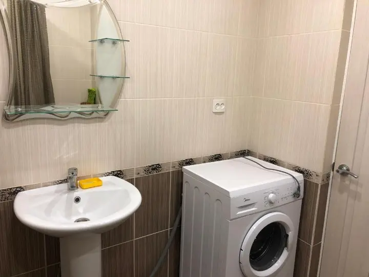 Сухум: Apartment on Dzidzariya 74