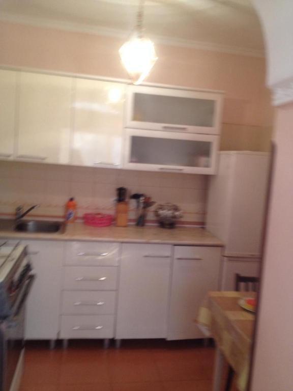 Гагра: Apartment on Abazgaa 53-4
