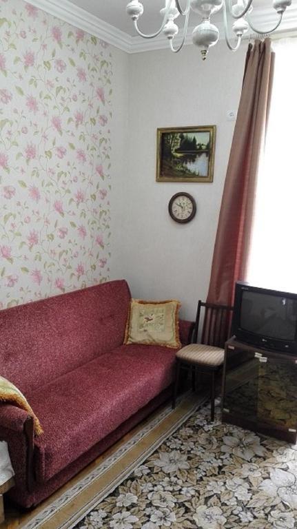 Гагра: Room on Ardzinba 26