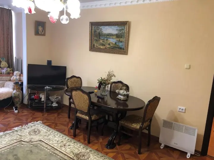 Гагра: улица Абазгаа 61/1
