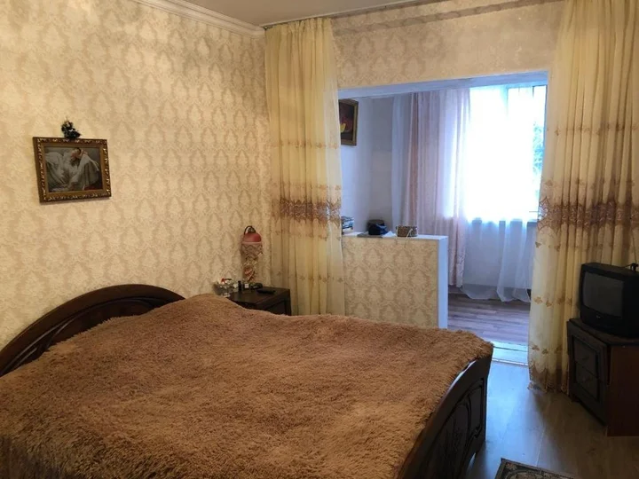 Гагра: улица Абазгаа 61/1