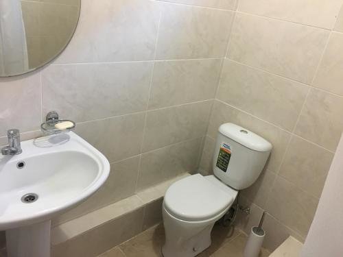 Сухум: Guest house on Shakirbay 11