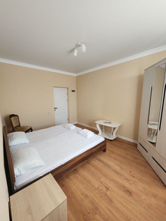 Гудаута: Liana Guesthouse