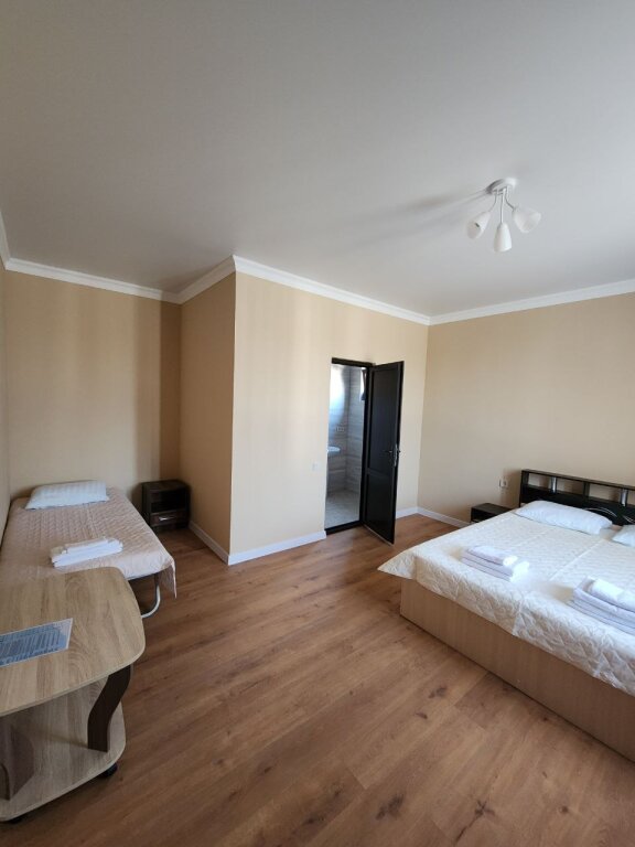 Гудаута: Liana Guesthouse