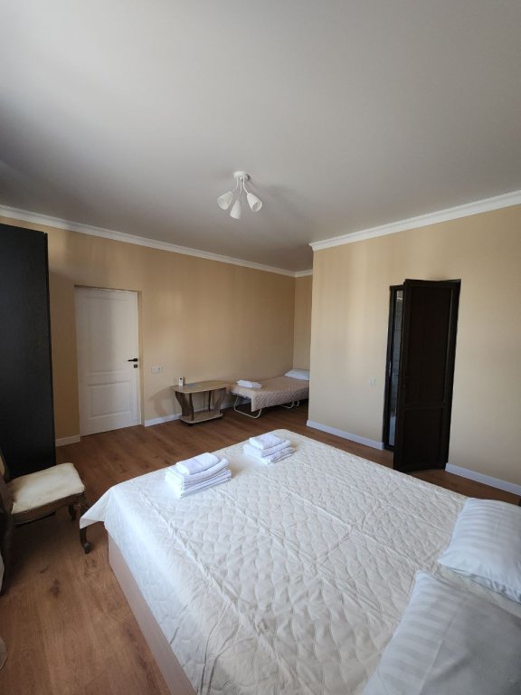 Гудаута: Liana Guesthouse