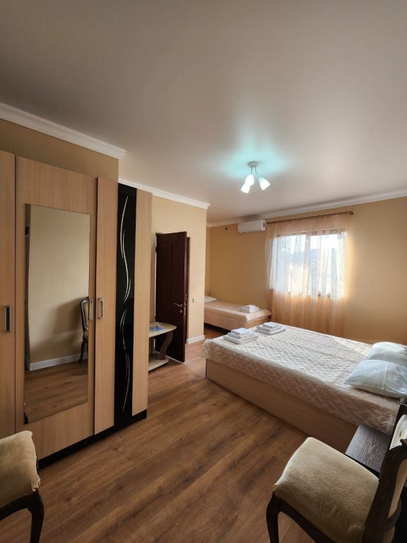 Гудаута: Liana Guesthouse