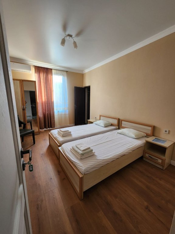 Гудаута: Liana Guesthouse