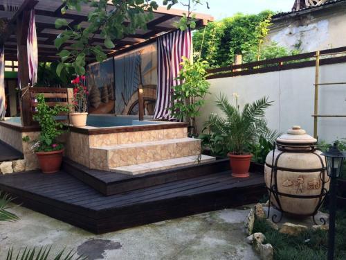 Сухум: U Palycha Guest House