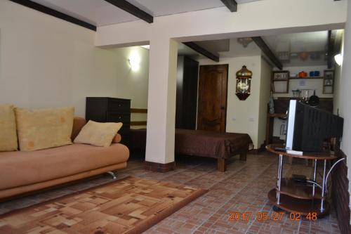 Сухум: U Palycha Guest House