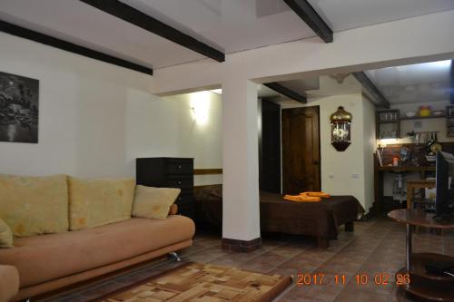 Сухум: U Palycha Guest House