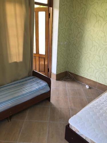 Новый Афон: Guest house Gladiator