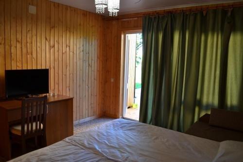 Гудаута: Hotel Laguna