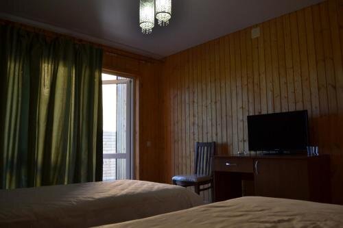 Гудаута: Hotel Laguna