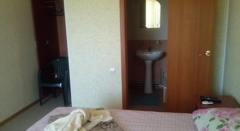 Гагра: Гостиница «Апсилаа»