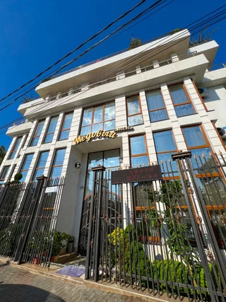 Гагра: Hotel Medoviy