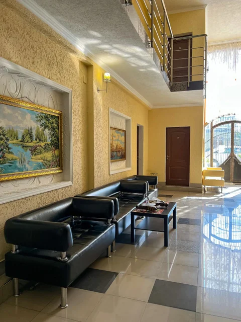 Гагра: Hotel Medoviy