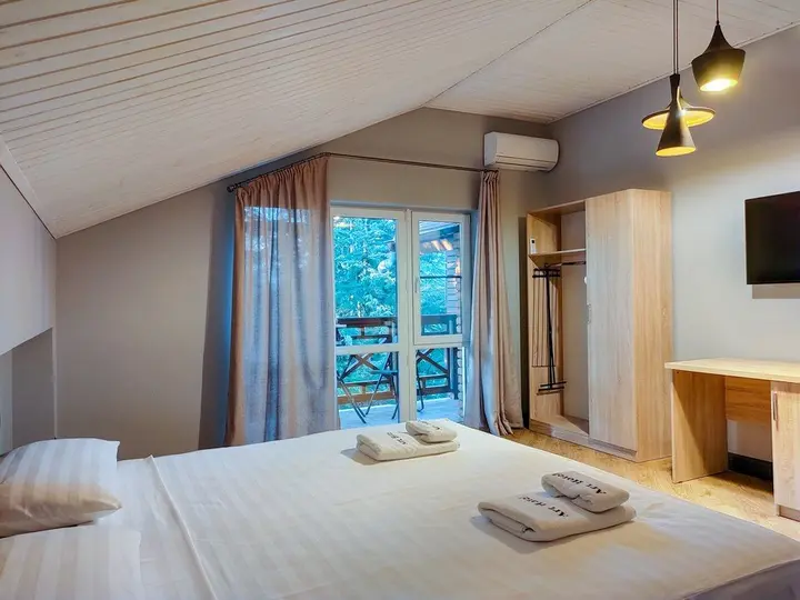 Гечрипш: "Art Hotel на Октябрьской"