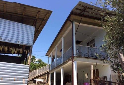 Цкуара: Guest house Little Paradise