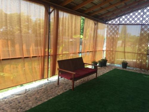 Цкуара: Guest House Kiparis