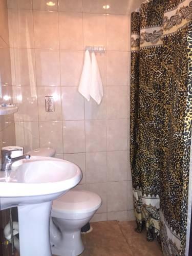 Гагра: U Ruslana Guest House